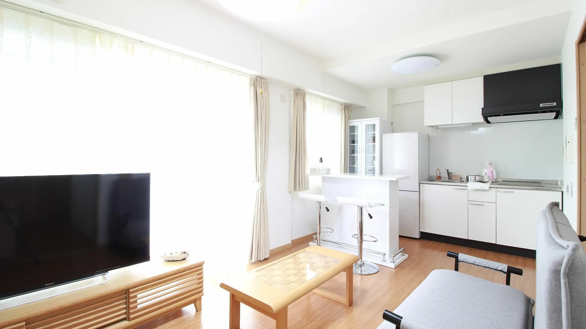Patio Kyobashi Apartment Osaka